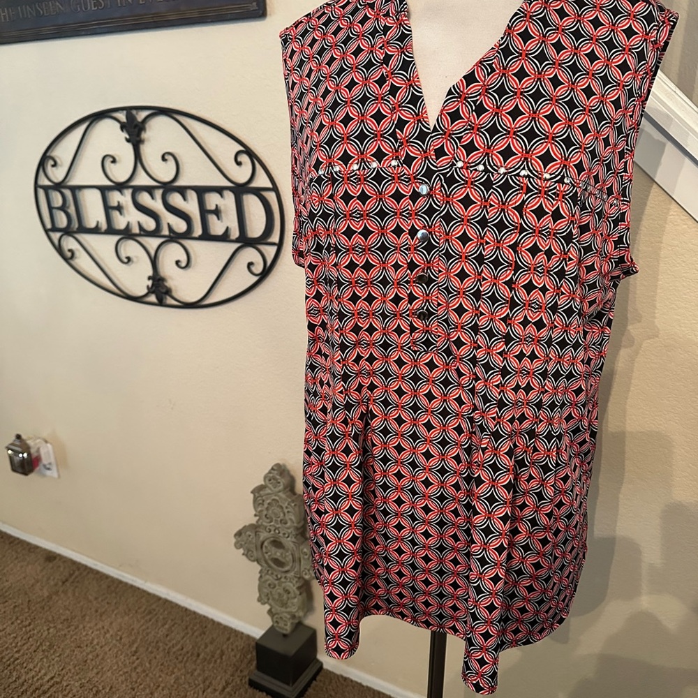 Geometric Sleeveless Top in Red and Black with silver studs